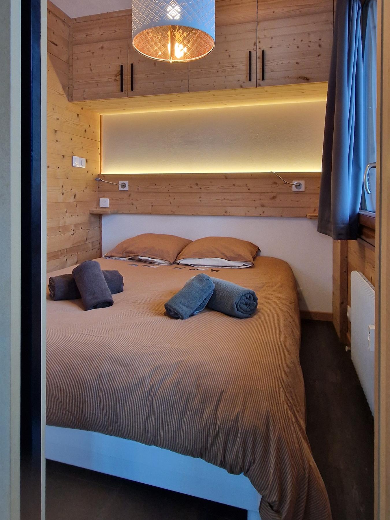 Chambre-cabine, lit double