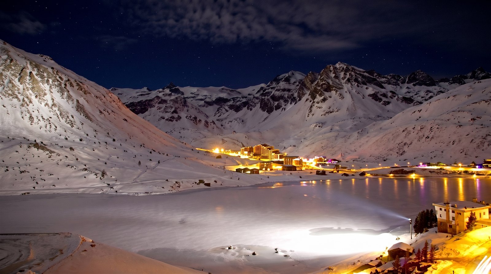 Tignes la nuit
